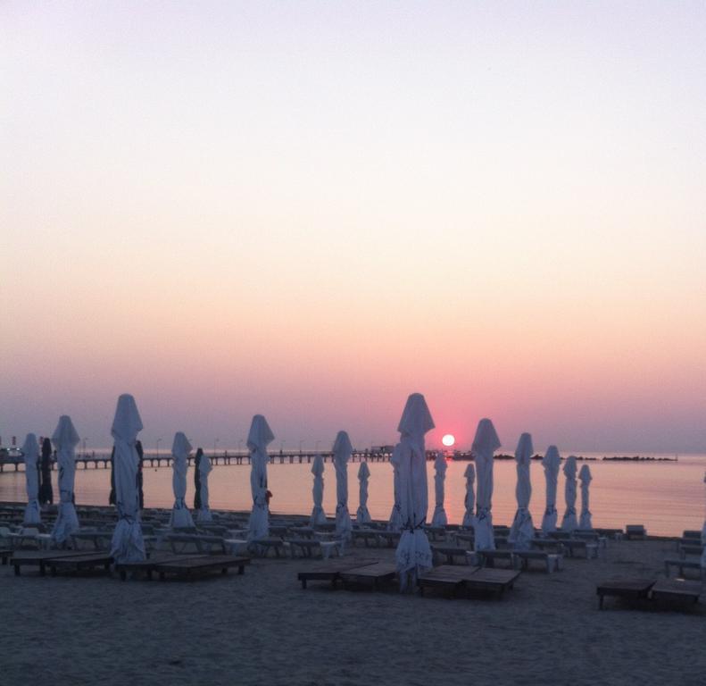 Arthemis Apartment Mamaia Eksteriør bilde
