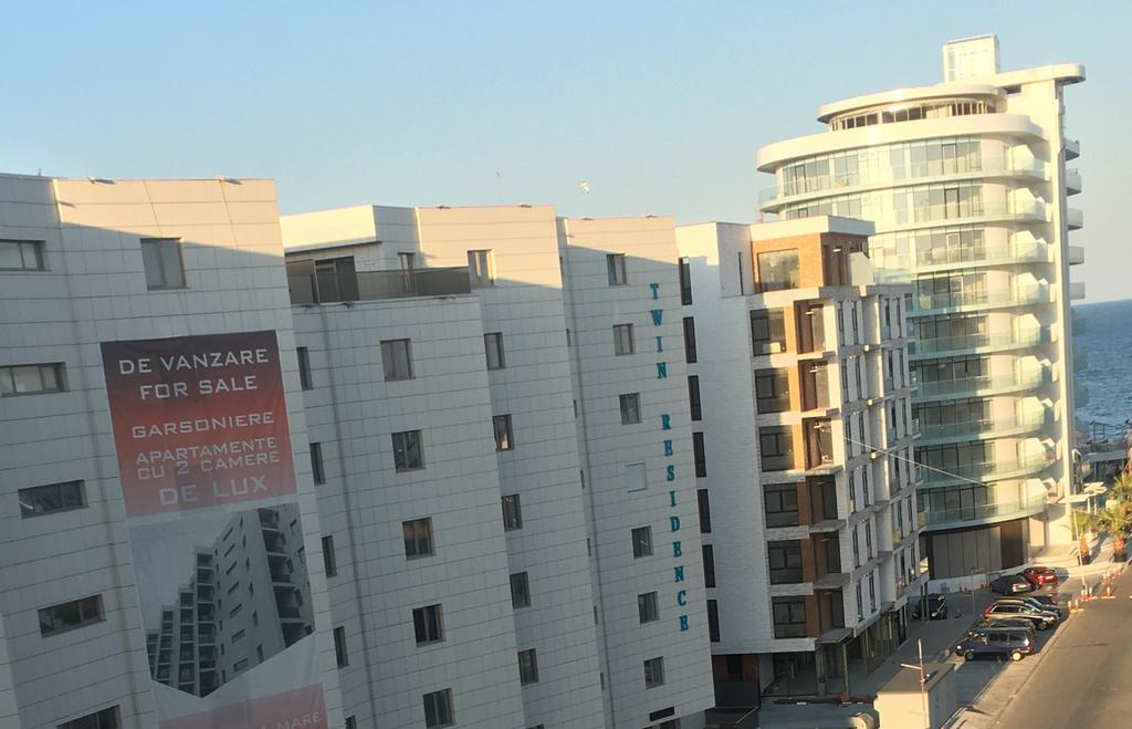 Arthemis Apartment Mamaia Eksteriør bilde