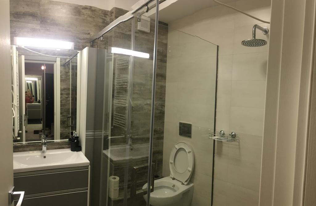 Arthemis Apartment Mamaia Eksteriør bilde