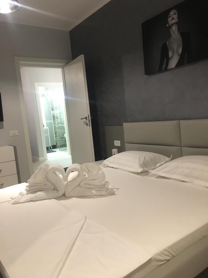 Arthemis Apartment Mamaia Eksteriør bilde