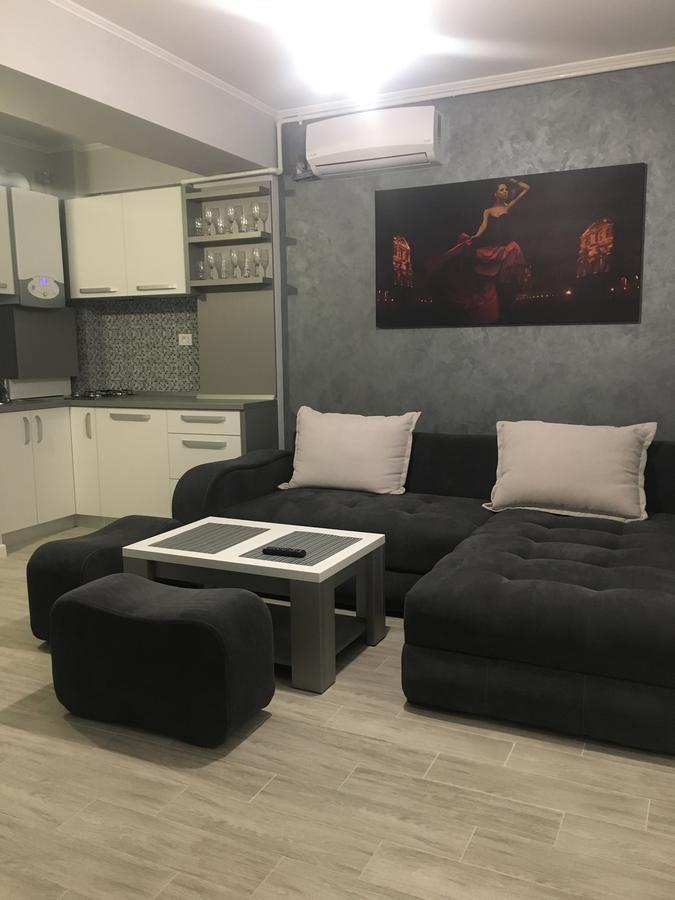 Arthemis Apartment Mamaia Eksteriør bilde